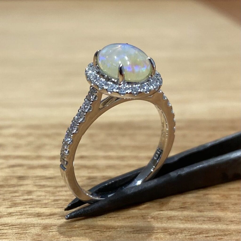 Solid Crystal Ring Opal Set In 18k White Gold