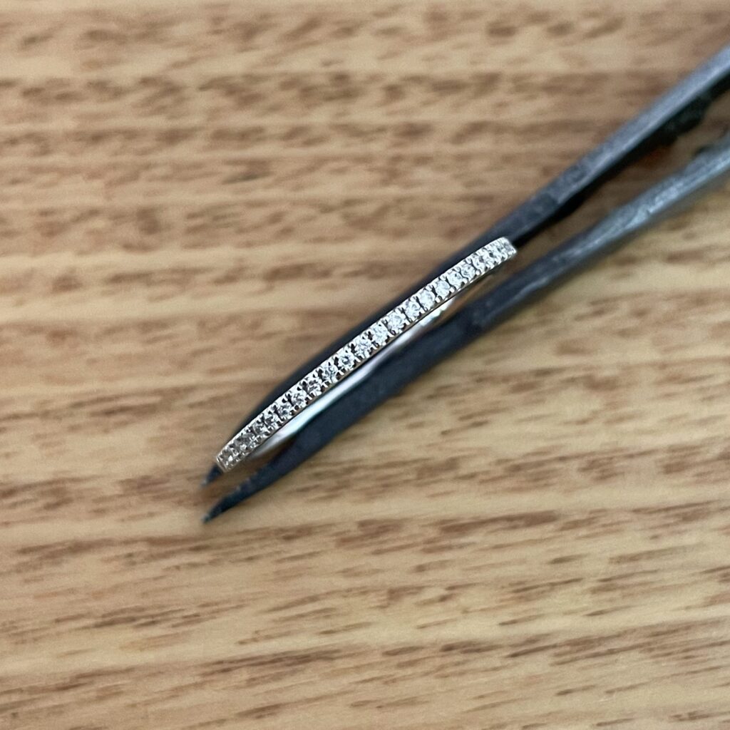 Diamond wedding band