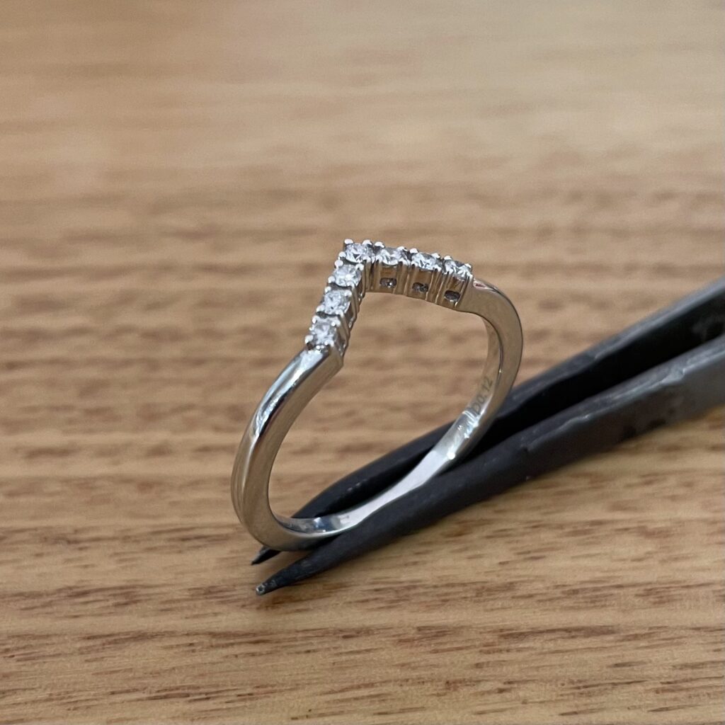 Diamond wedding band