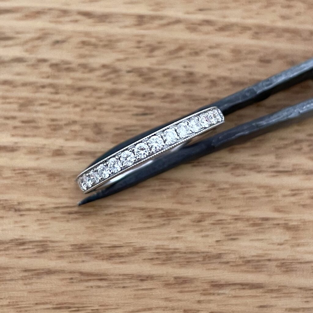 Diamond wedding band