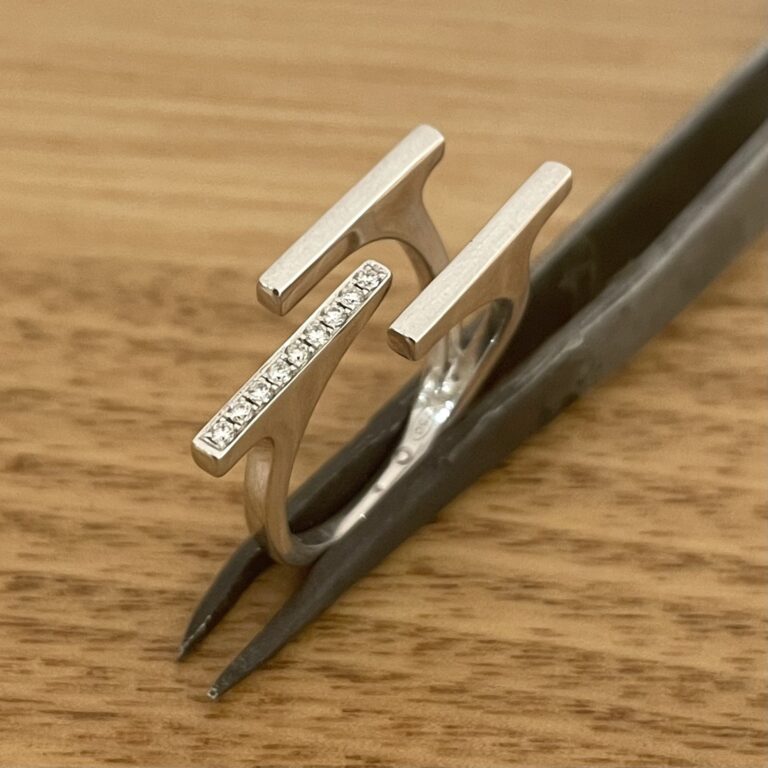 Solid 18k White Gold Diamond T Ring