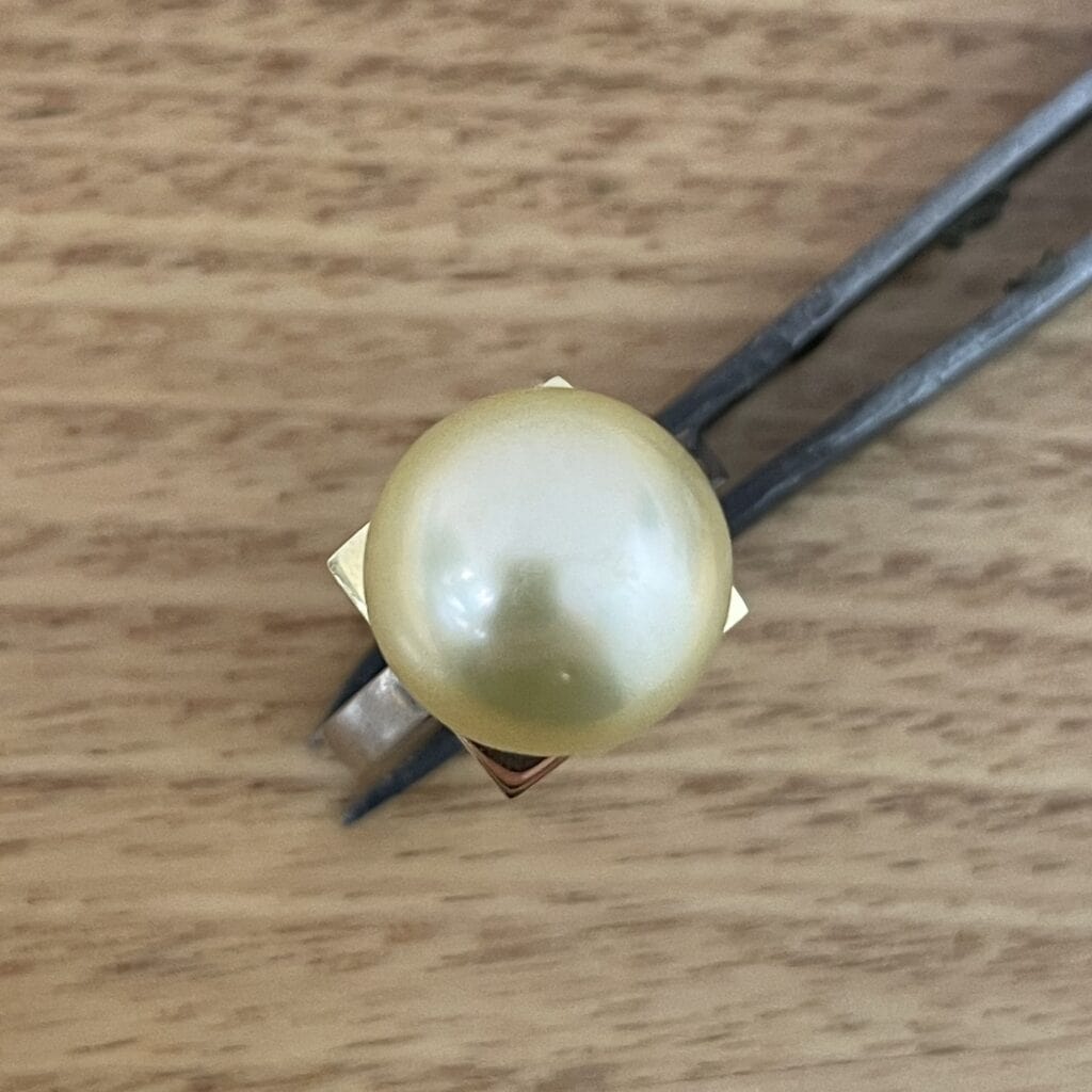 18K WHITE & YELLOW GOLD SOUTH SEA PEARL RING
