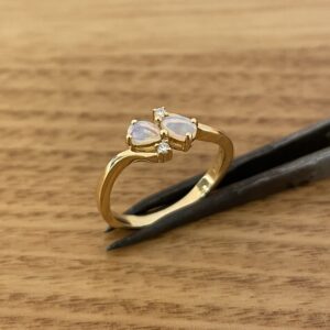 14K Gold Solid Crystal Opal Ring