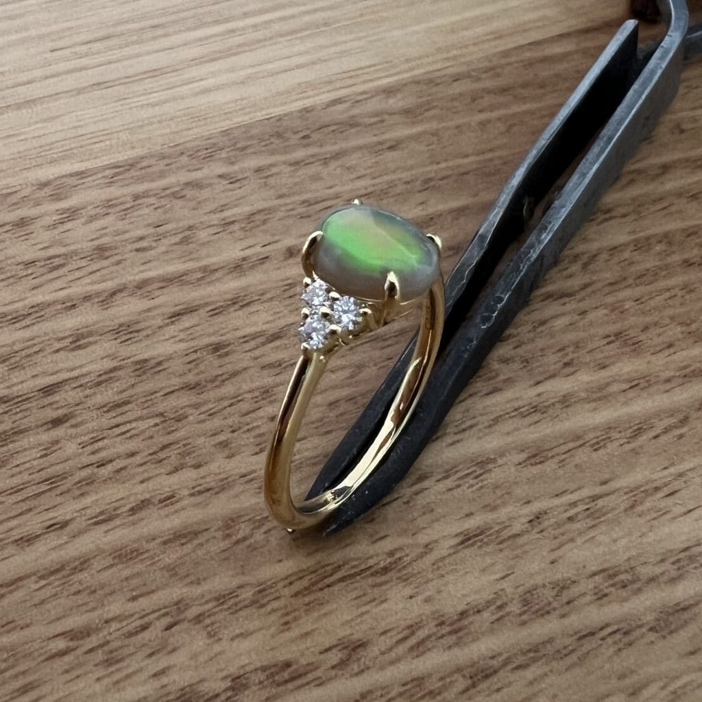 18K Yellow Gold Opal & Diamond Earring