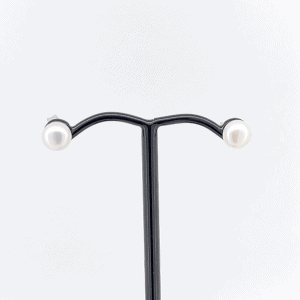 Sterling Silver Freshwater Mabé Pearl Stud Earrings – GC01703