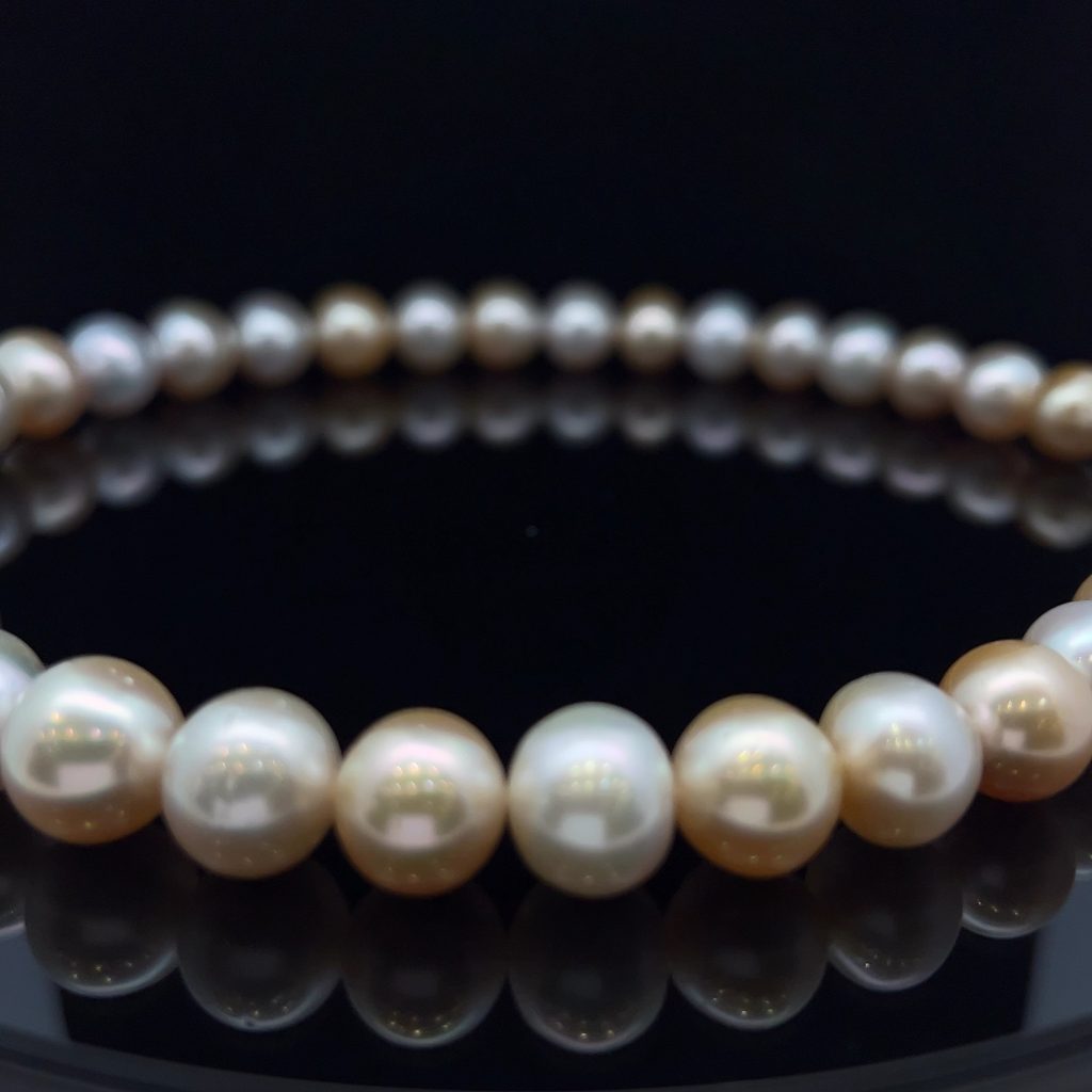 Graduating South Sea Pearl Necklace