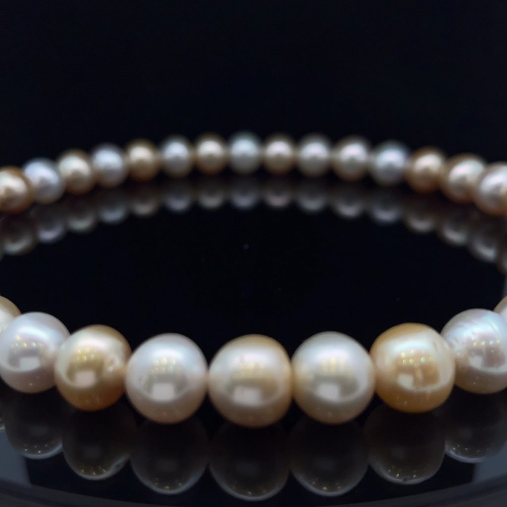 Graduating South Sea Pearl Necklace