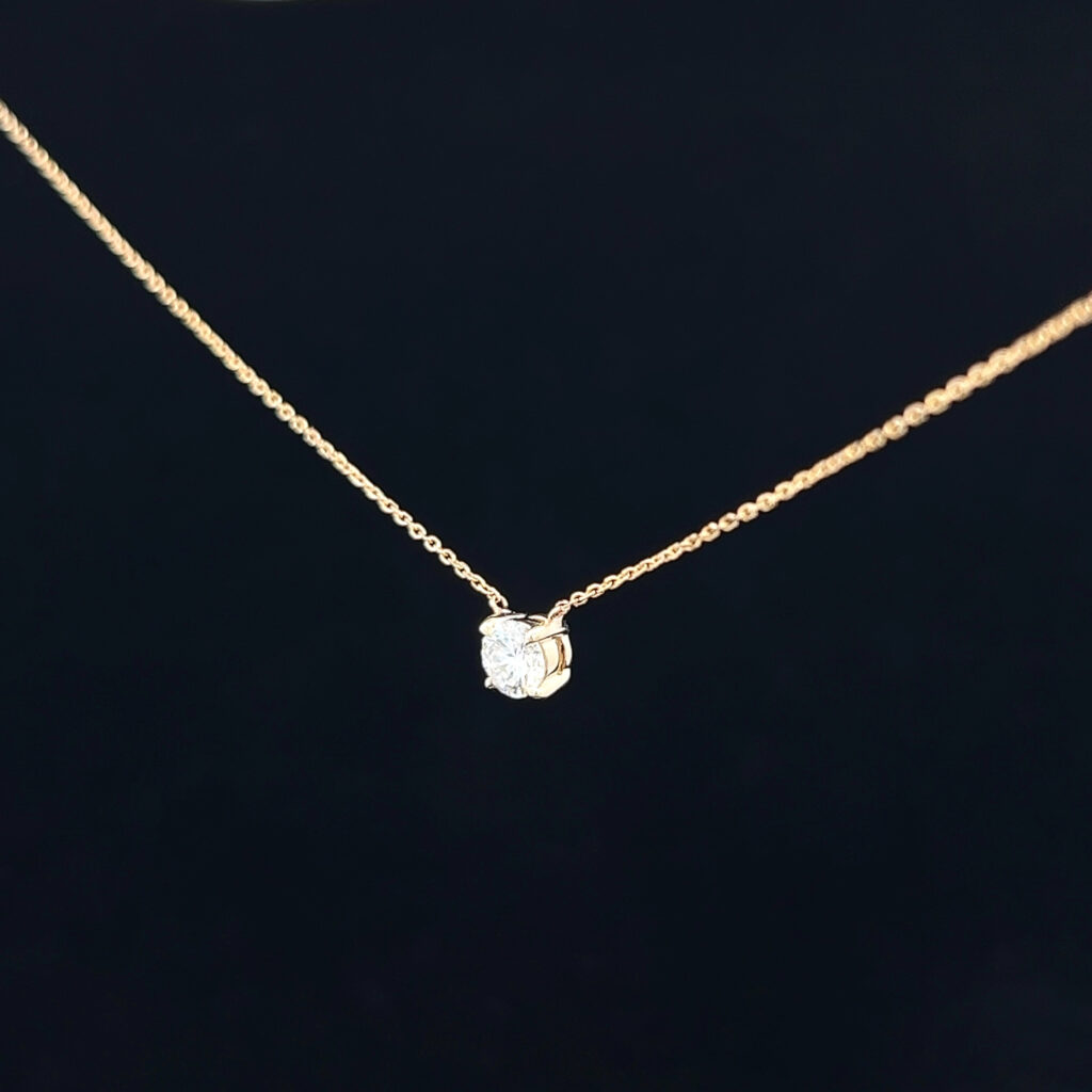 950 Platinum twisted Band Diamond Wedding Band 918256